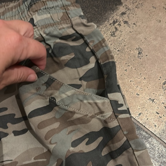 GAP camo jogger - M - Picture 2 of 7